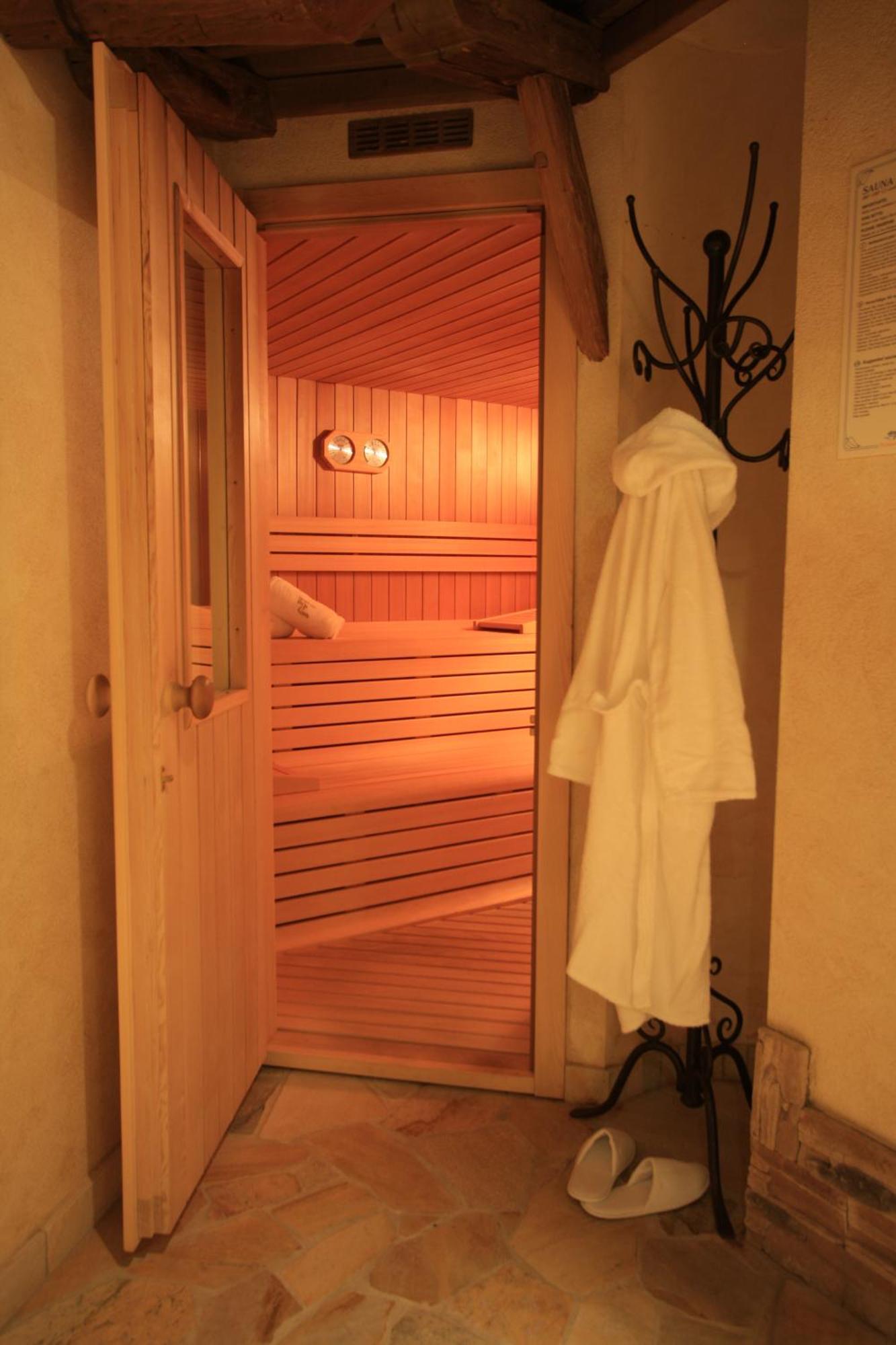 Garni Val De Costa Hotel Canazei Ngoại thất bức ảnh